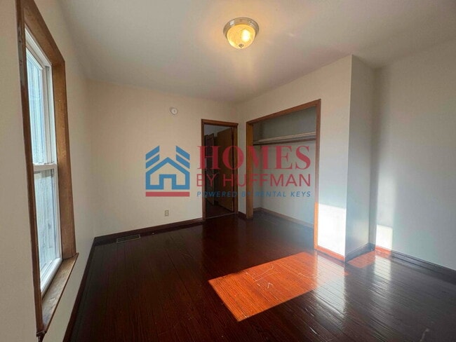 Building Photo - Two Bedroom House | Ready to Rent