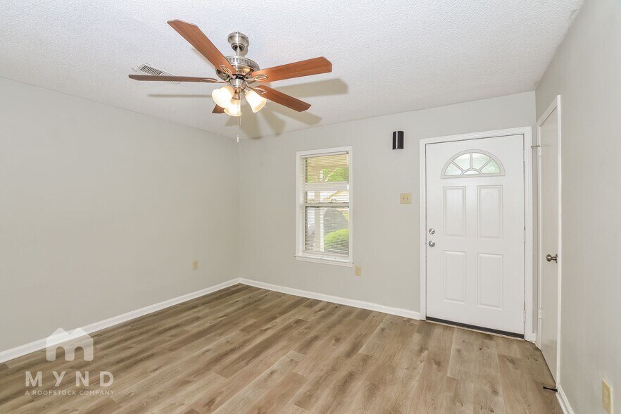 Building Photo - 3403 Brockcrest Cove