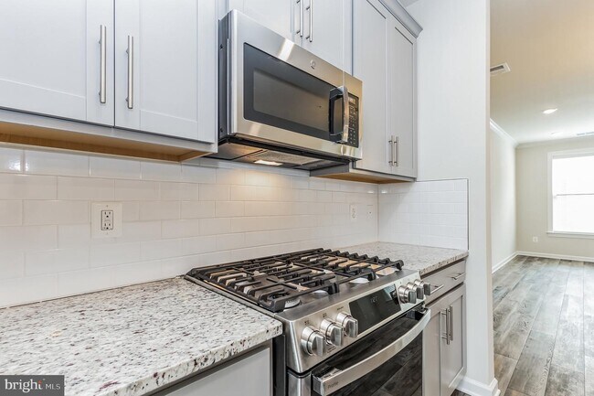 Building Photo - 20763 Heron Landing Dr