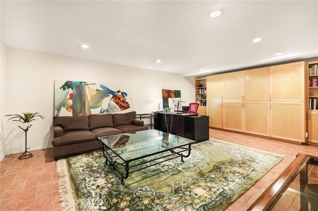 Building Photo - 1827 Barry Ave