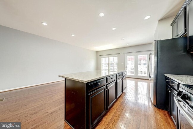 Building Photo - 41683 Overmyer Terrace