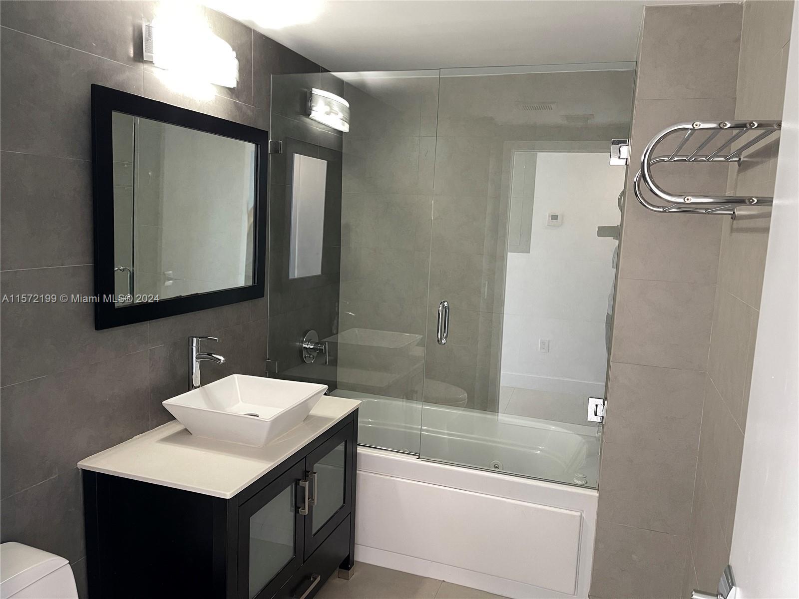 Building Photo - 7700 Tatum Waterway Dr