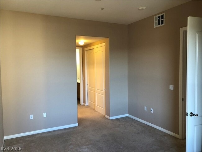 Building Photo - 68 E Serene Ave