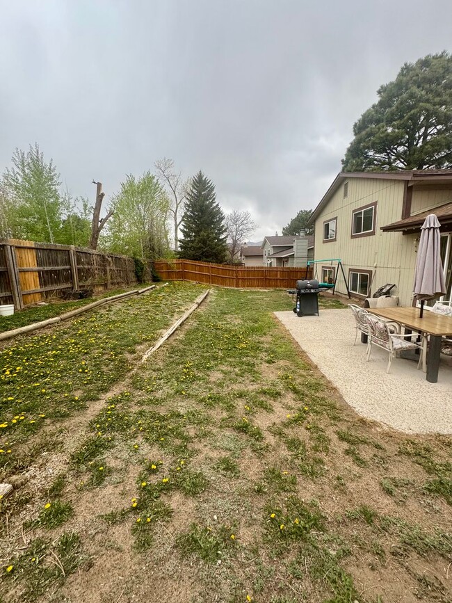 Building Photo - 3 bedroom/2 bath Centrally Located home in...