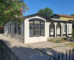 Building Photo - 2026 Dahlgreen Ave