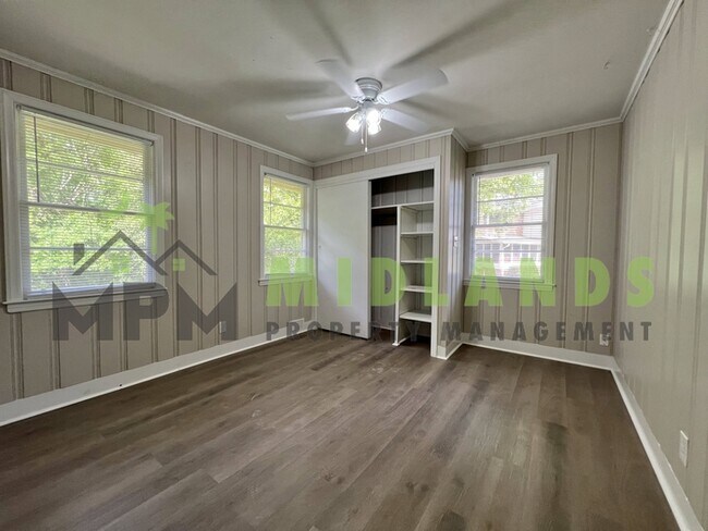 Building Photo - 948 Betsy Dr