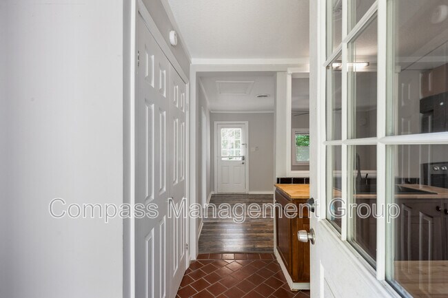 Building Photo - 4516 Sevierville Pike