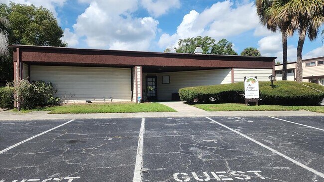 Building Photo - 1818 Warringwood Dr