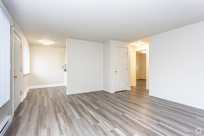 2BR,1BA-900SF - Sumner Park Apartments