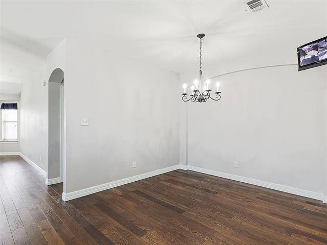 Building Photo - 2100 Del Mar Ct