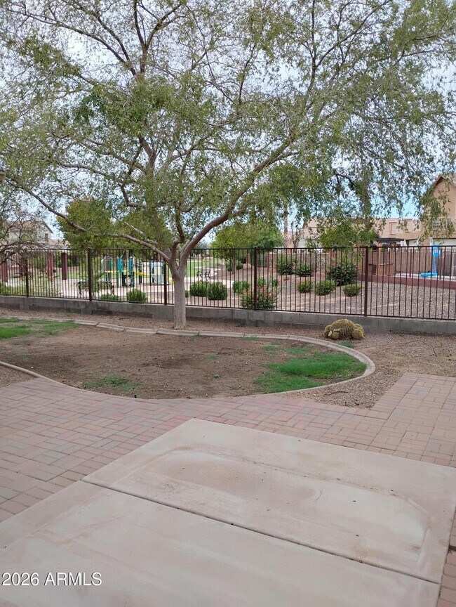 Building Photo - 6238 S Cottonfields Ln