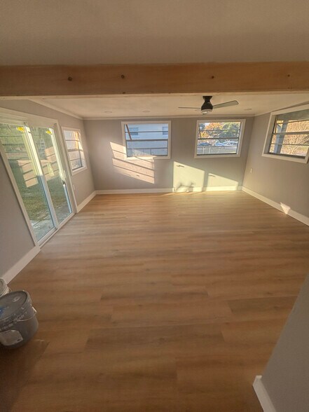 Building Photo - 5500 Huber Dr