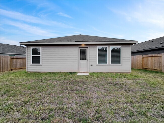 Building Photo - 1619 Winwood Dr