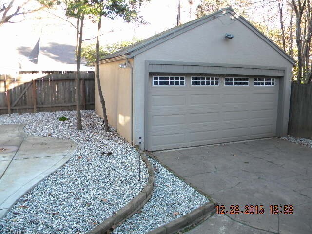 Building Photo - PLEASE TEXT FOR A PRIVATE SHOWING 334-513-7595