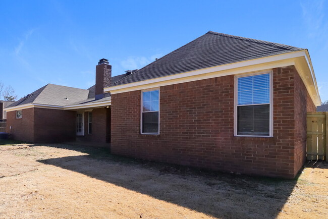 Building Photo - 9084 Hearth Stone Cove