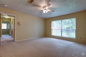 Building Photo - 1834 Clover Spring Dr
