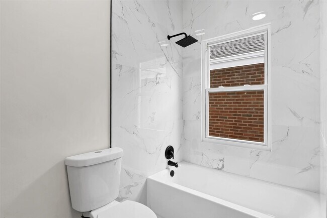 Building Photo - 6816 Wise Ave