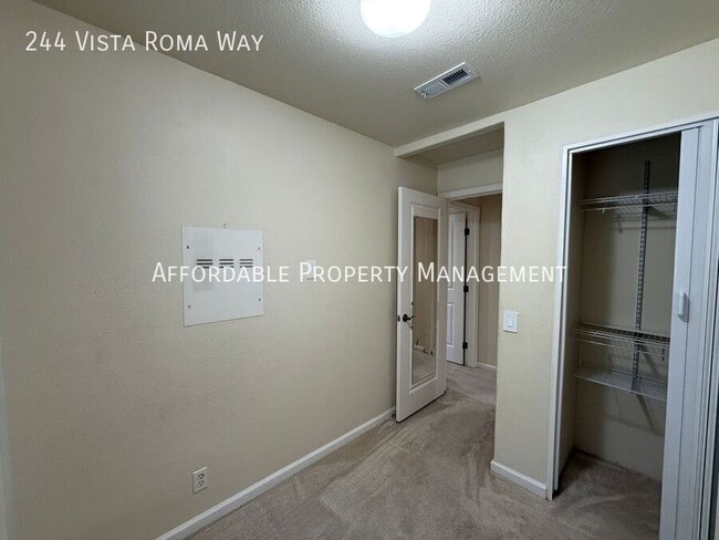 Building Photo - 244 Vista Roma Way
