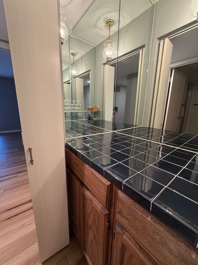 Building Photo - GREAT SPACIOUS CONDO | GATED | MEDICAL CENTER - 410 & IH10 | 3 BEDROOMS | 2 BATHROOMS