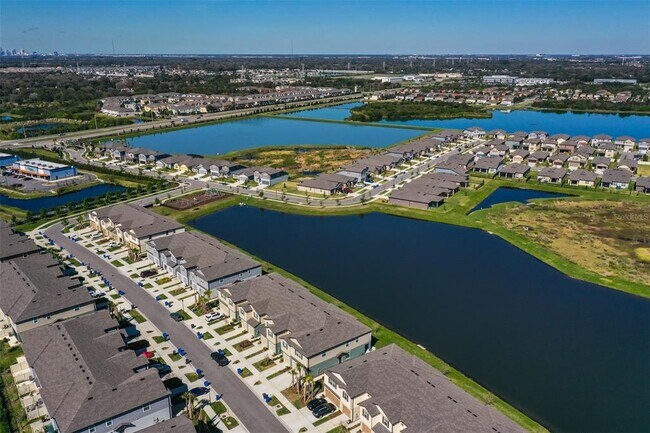 Building Photo - 9162 Hillcroft Dr