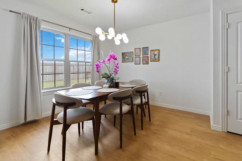 Building Photo - 3000 SW Wentworth Ave