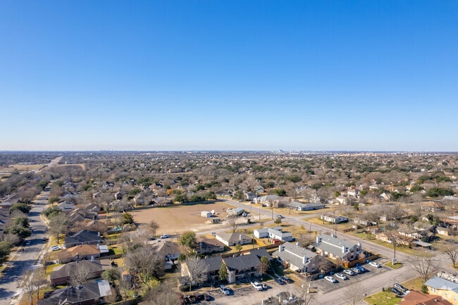 Aerial Photo - La Rue Condominiums