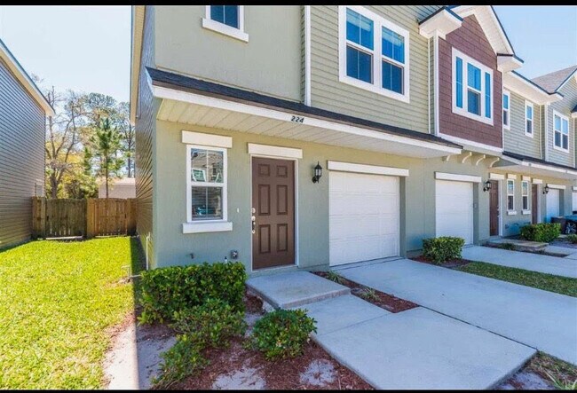 Building Photo - 126 Moultrie Village Ln