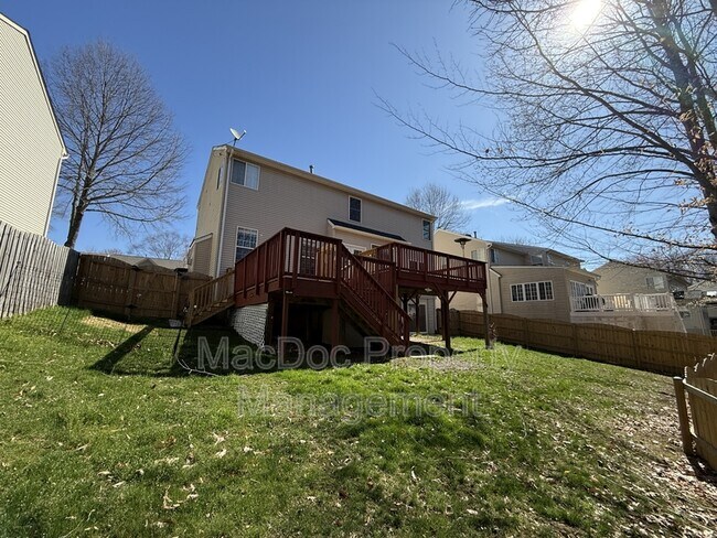 Building Photo - 14 Heatherbrook Ln