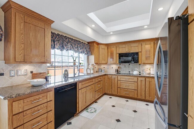 Building Photo - 639 Mercado Ct