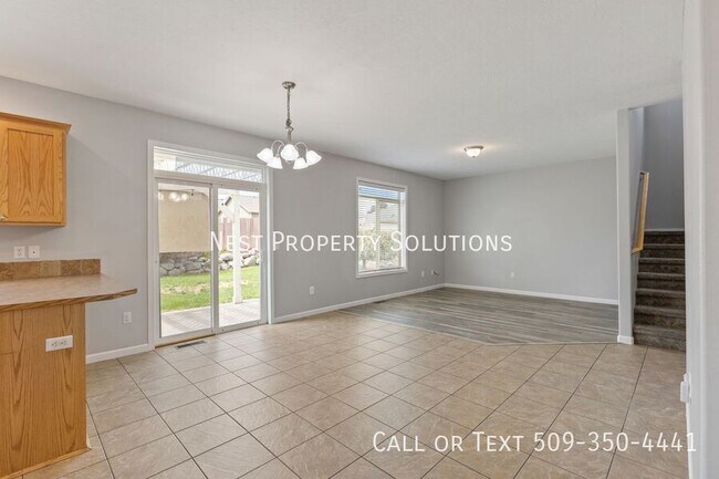 Building Photo - 542 S Driftwood Ln