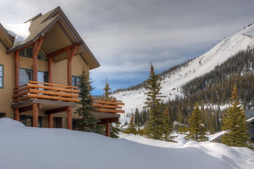 Building Photo - 17 Saddle Ridge Rd