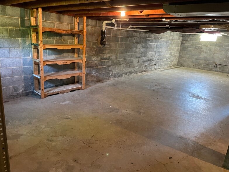 Building Photo - 218 Bufflick Rd
