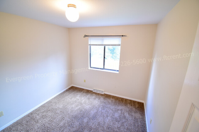Building Photo - Fantastic 4-Bedroom in Ft. Collins