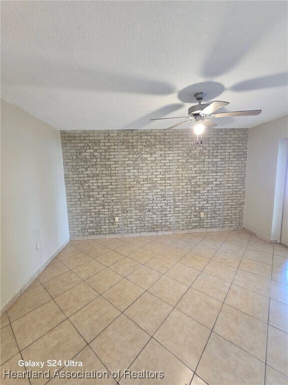 Building Photo - 309 Sparrow Ave