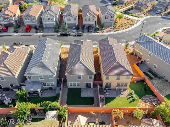 Building Photo - 3028 Gravino Ave