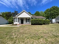 Building Photo - 2709 Ingleside Dr