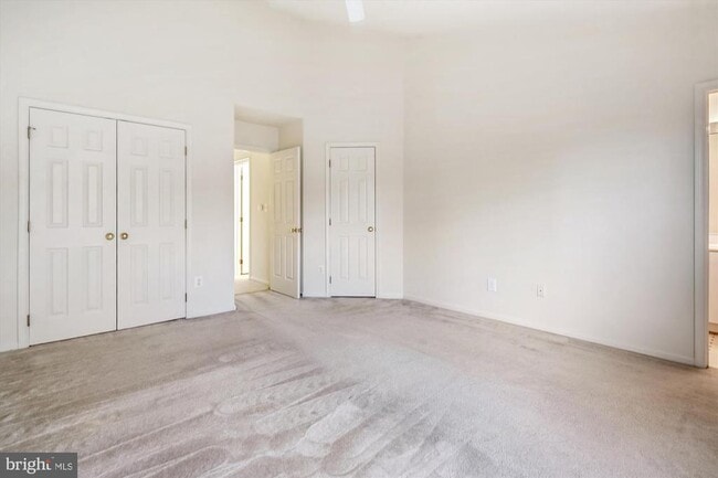 Building Photo - 45482 Pine Trail Terrace