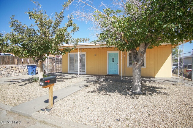 Building Photo - 3817 Thomason Ave