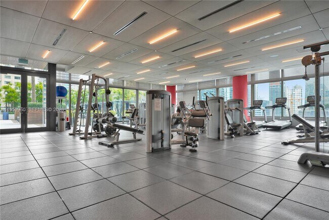 Building Photo - 1080 Brickell Ave