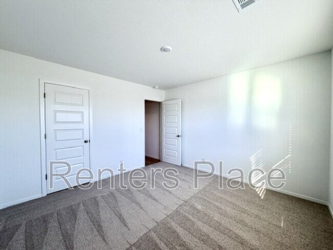 Building Photo - 29120 E 79th Ter S