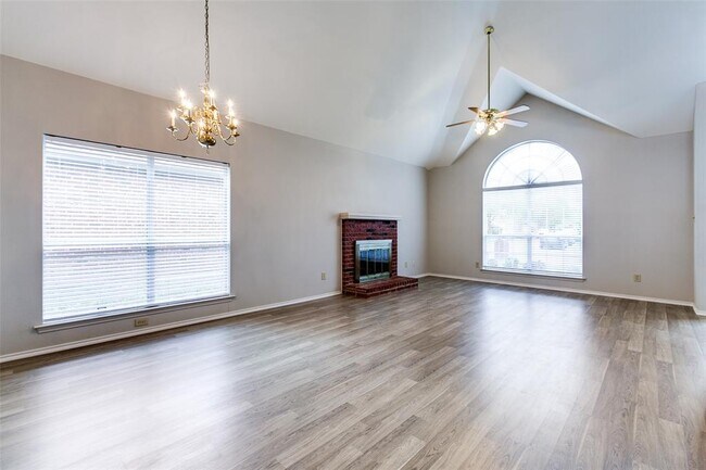 Building Photo - 2719 Cherlin Pl