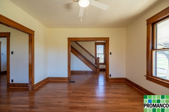 Building Photo - Southern Style Charming 3-Bedroom Farmhouse