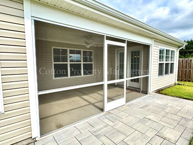 Building Photo - 5283 Vespar Ct