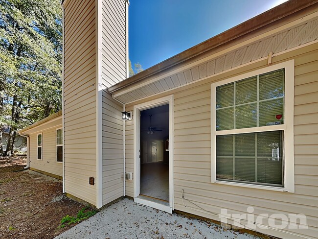 Building Photo - 294 3rd Ave