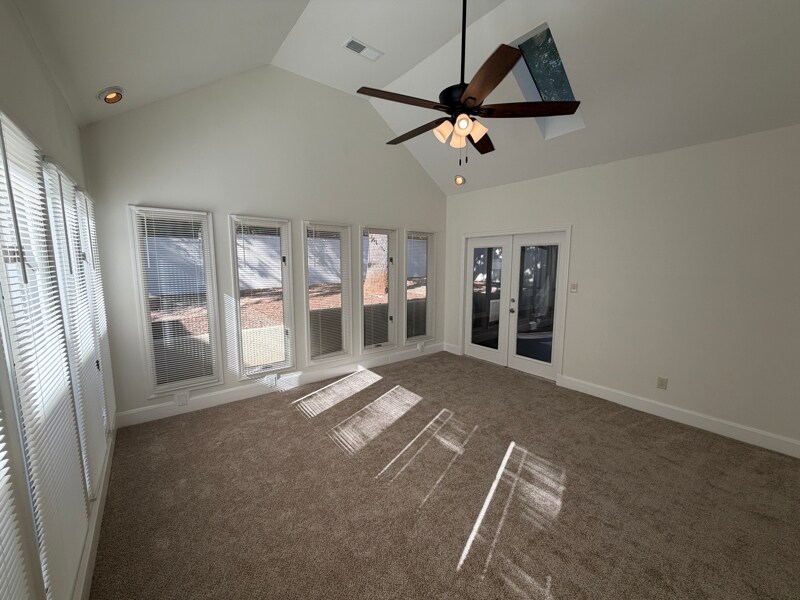 Building Photo - 105 Wynfield Ct