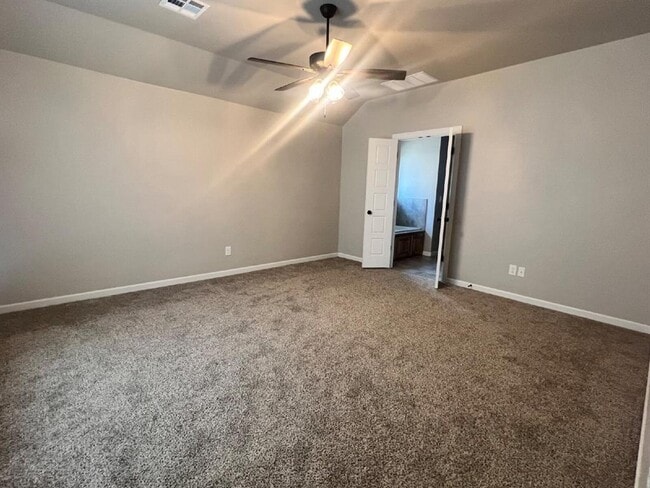 Building Photo - 11805 Loren Brook Ln