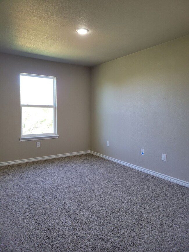 Building Photo - 3909 Turner Ave