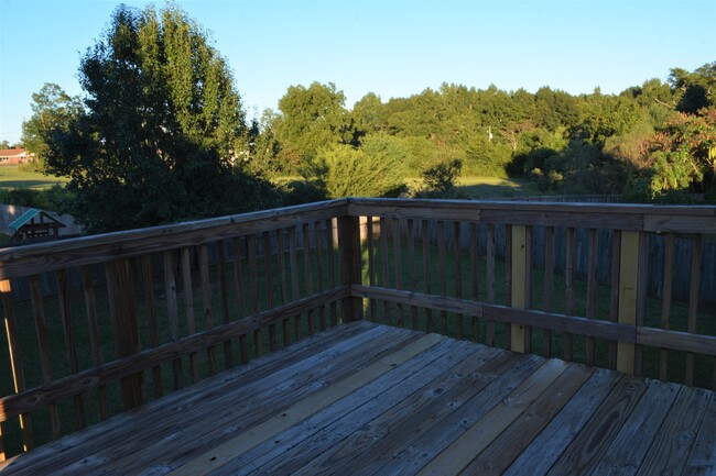 Building Photo - 3012 Nancy Dr
