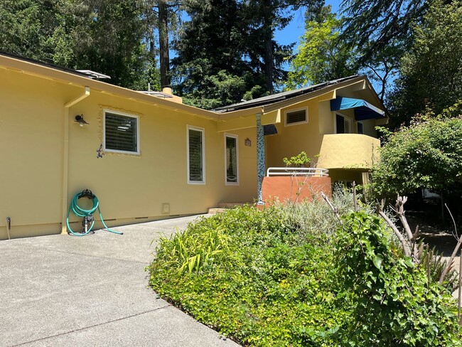 Building Photo - NEW YEAR NEW HOME! Amazing North Bay Oasis in coveted area of East Santa Rosa w/outdoor pool and ...