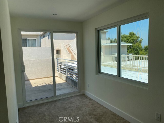 Building Photo - 11851 Laurelwood Dr